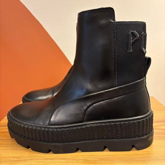 Fenty by Rihanna x Puma Women's Chelsea Black Boots Size 7 - Picture 3 of 8